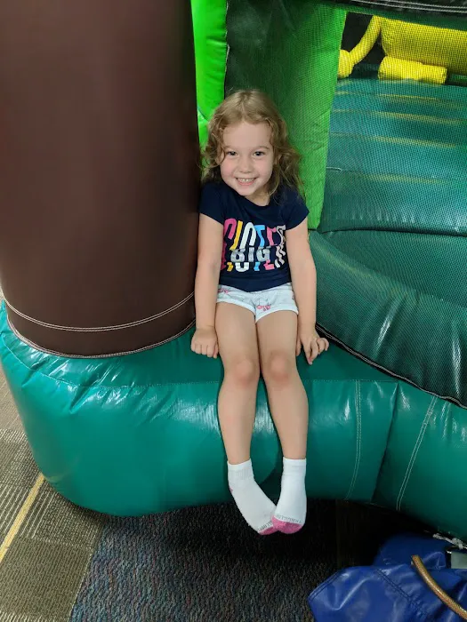 Grand Bounce Jumpstation & Rentals Picture 10