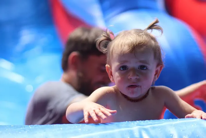 Little Bounce Town Picture 4