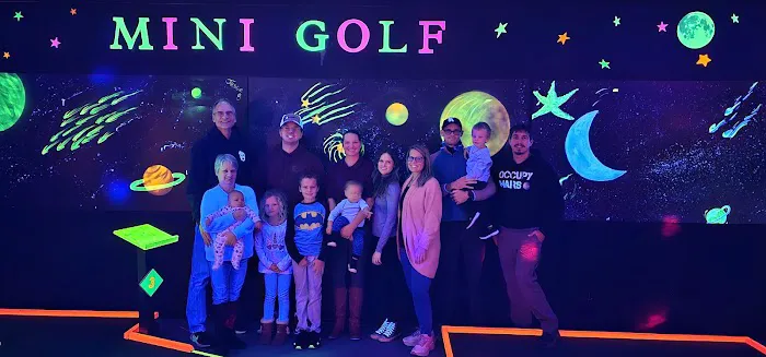 Mini Glow Golf Wichita Picture 4