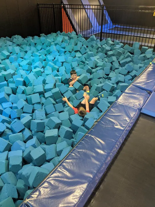 SKY Trampoline Park Picture 8