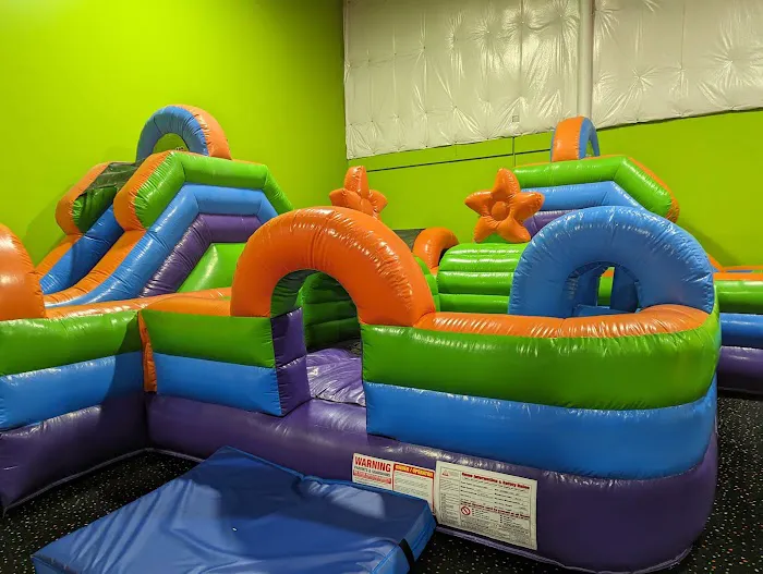 Pump It Up Kirkland Kids Birthdays and More Picture 2