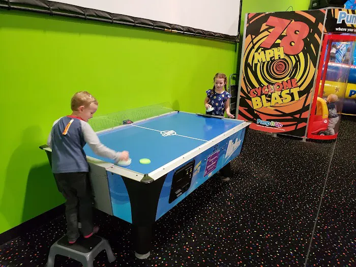 Pump It Up Kirkland Kids Birthdays and More Picture 7