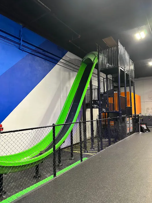 Sky Zone Trampoline Park Picture 10