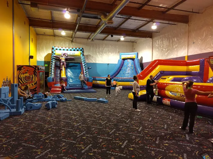 Pump It Up Lynnwood Kids Birthdays and More Picture 4