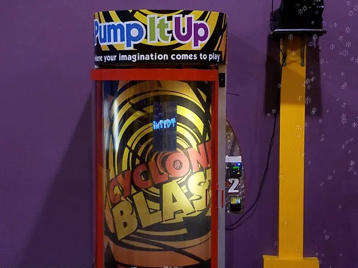 Pump It Up Lynnwood Kids Birthdays and More Picture 7