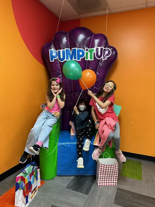 Pump It Up Lynnwood Kids Birthdays and More Picture 9