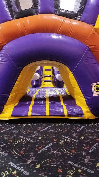 Pump It Up Lynnwood Kids Birthdays and More Picture 10