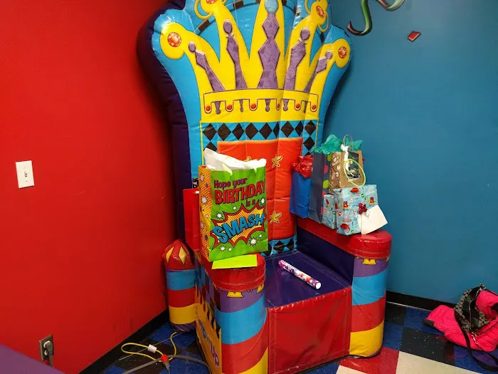 Pump It Up Lynnwood Kids Birthdays and More Picture 8