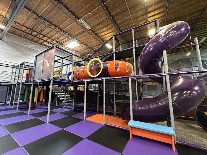 Elevated Sportz Trampoline Park & Event Center Picture 9