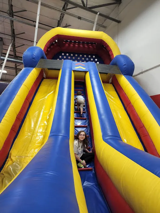 Super Jump Party Zone Picture 2