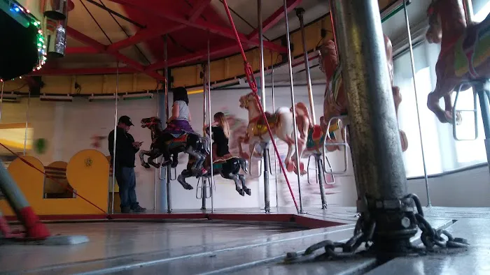 B & I Amusements Picture 6