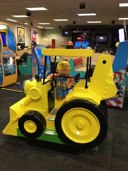 Chuck E. Cheese Picture 6