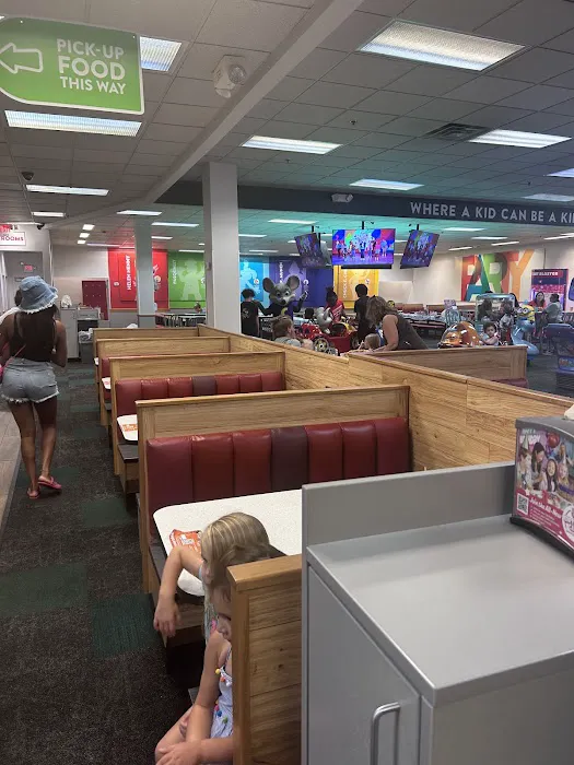 Chuck E. Cheese Picture 5
