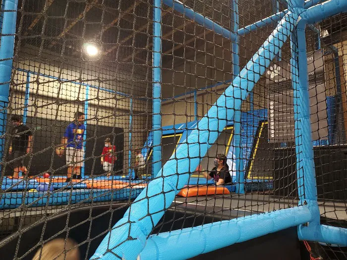 Wild Katz - Children's Adventure Playground Picture 10
