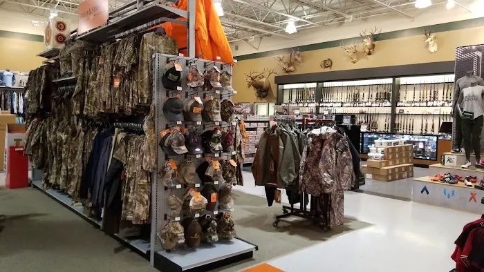 DICK'S Sporting Goods Picture 9