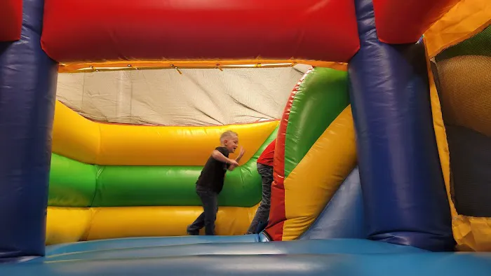 Vista Jump N Play Picture 4