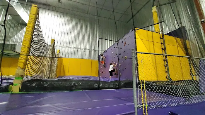 Get Air Trampoline Park Picture 6