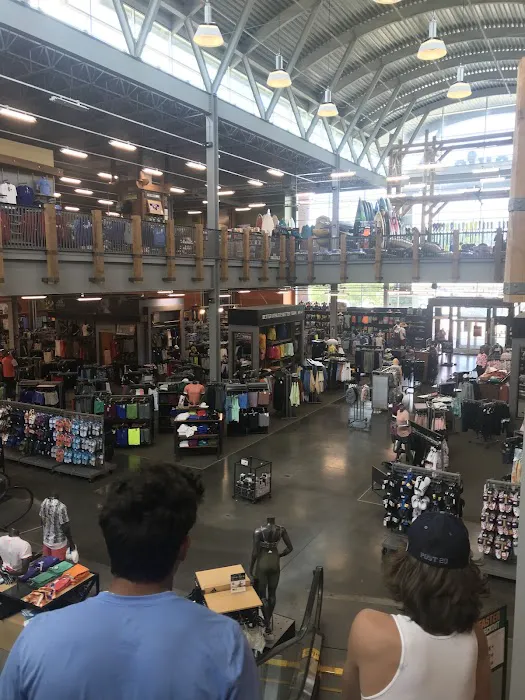 DICK'S Sporting Goods Picture 6