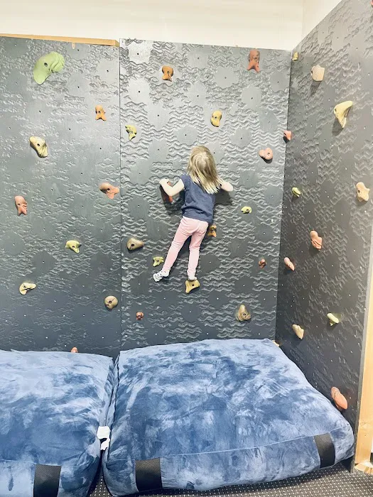Kids Cave Play Cafe Picture 1