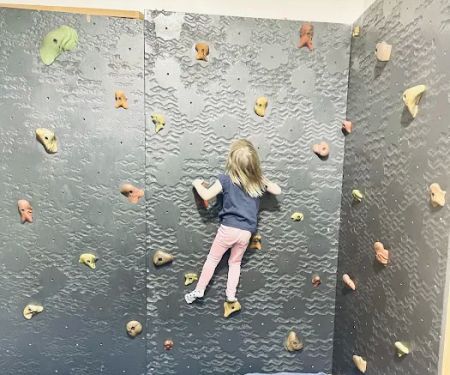 Kids Cave Play Cafe