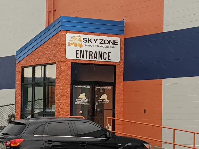 Sky Zone Trampoline Park Picture 8