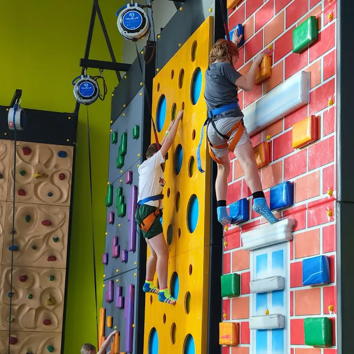 Urban Air Trampoline and Adventure Park Picture 2