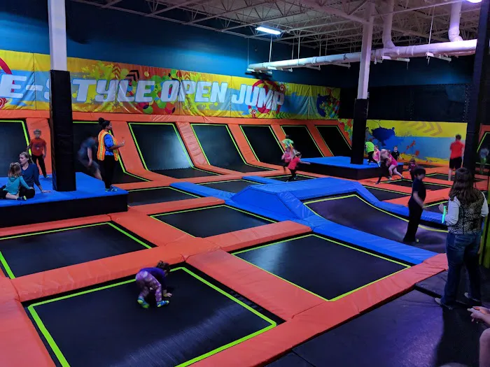 Urban Air Trampoline and Adventure Park Picture 4