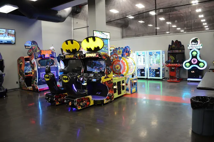 Drop Zone Family Fun Center Picture 8