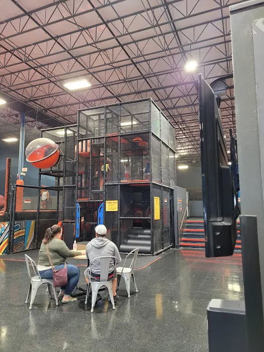 Sky Zone Trampoline Park Picture 5