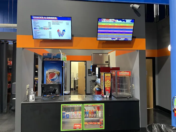 Sky Zone Trampoline Park Picture 9