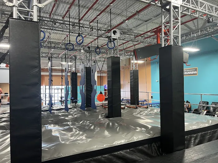 Spring City Indoor Trampoline Park Picture 4