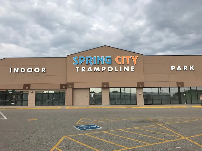 Spring City Indoor Trampoline Park Picture 6