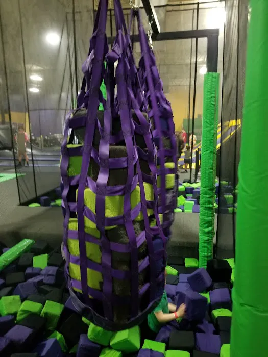 Get Air Trampoline Park Picture 9