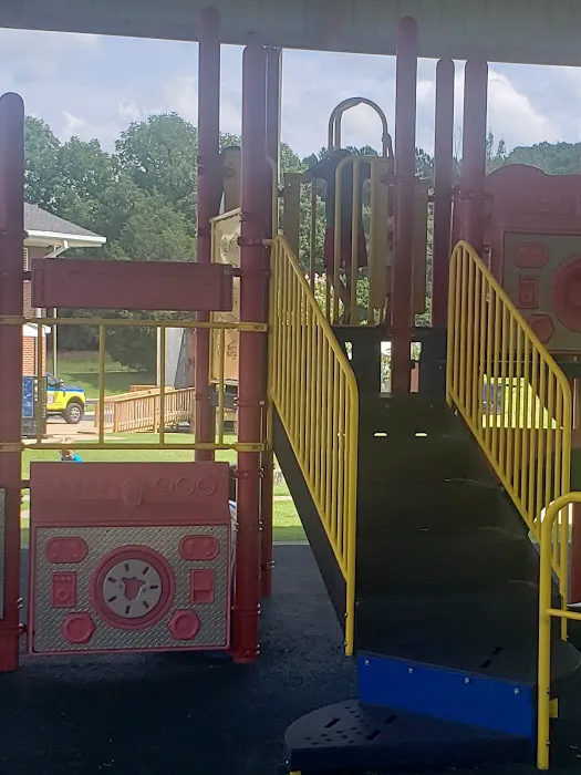 Fireman playground Picture 3