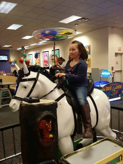 Chuck E. Cheese Picture 7