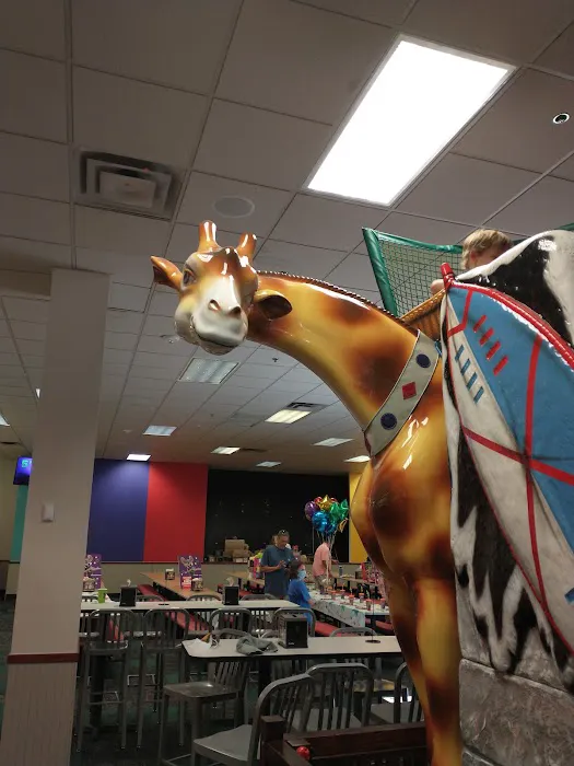 Chuck E. Cheese Picture 8