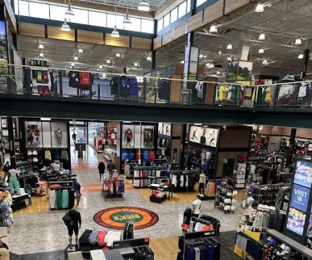 DICK'S Sporting Goods