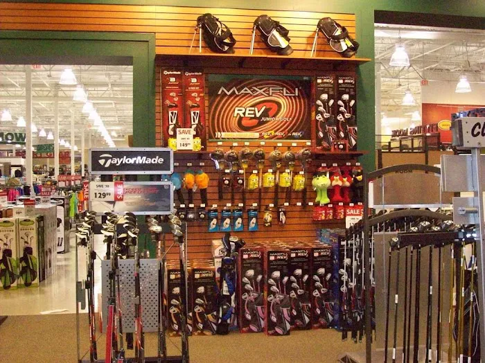 DICK'S Sporting Goods Picture 5