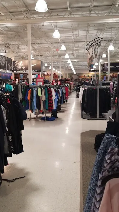 DICK'S Sporting Goods Picture 6