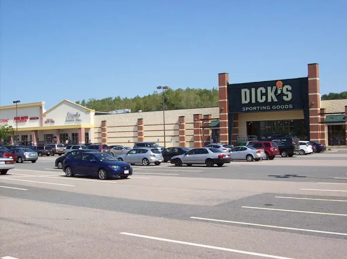 DICK'S Sporting Goods Picture 7