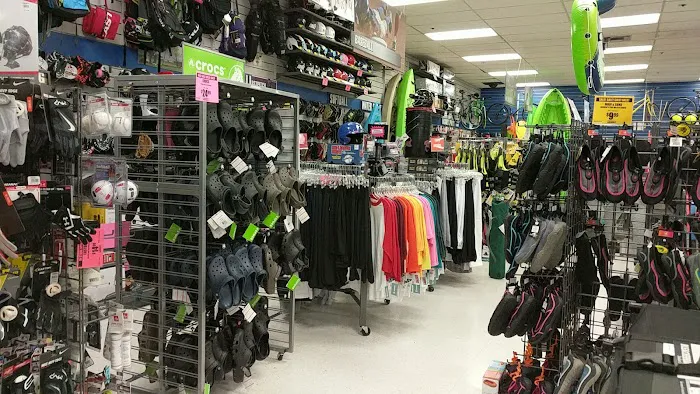 Big 5 Sporting Goods Picture 3