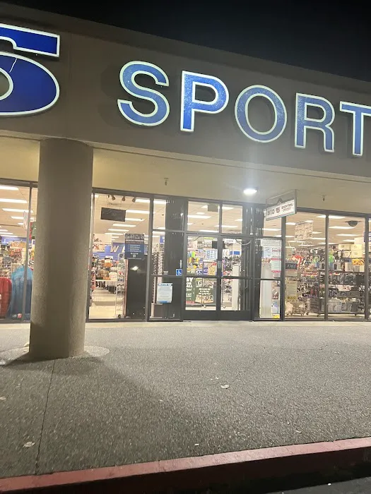 Big 5 Sporting Goods Picture 7