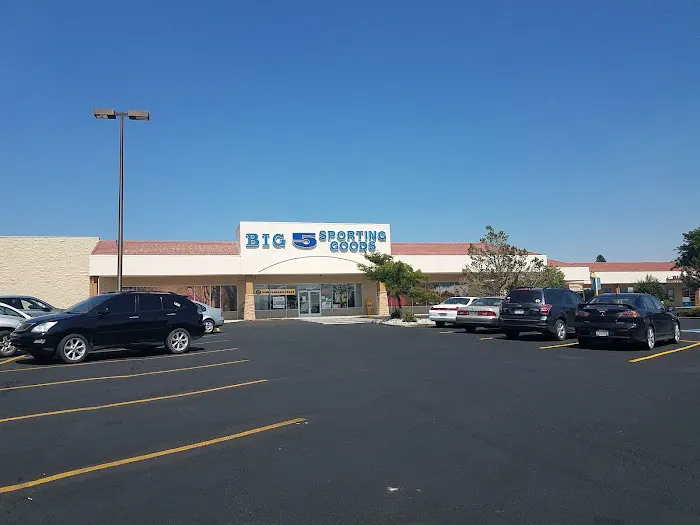 Big 5 Sporting Goods Picture 7
