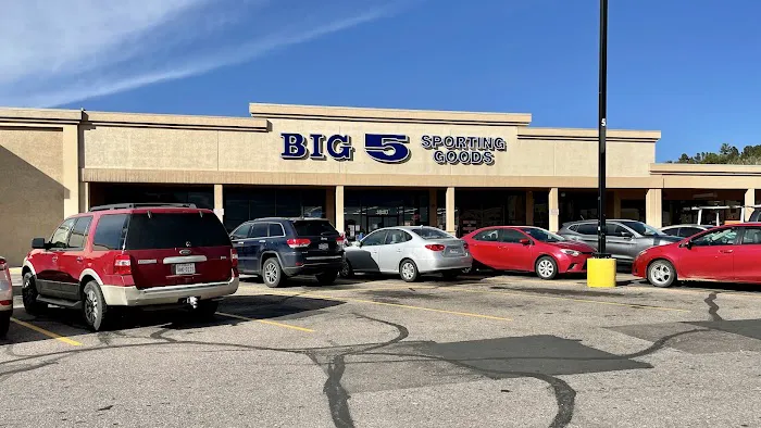 Big 5 Sporting Goods Picture 4
