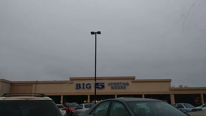 Big 5 Sporting Goods Picture 7