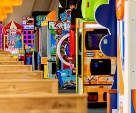 Chuck E. Cheese