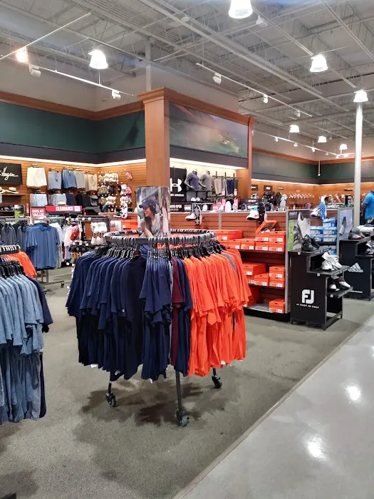 DICK'S Sporting Goods Picture 7
