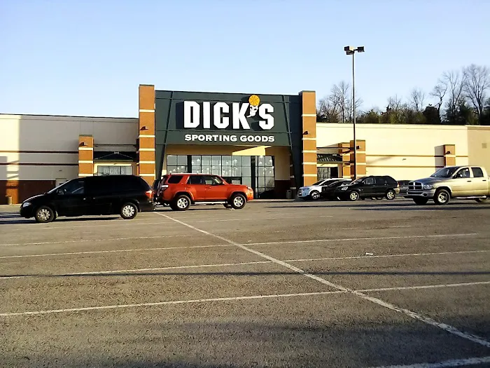 DICK'S Sporting Goods Picture 6
