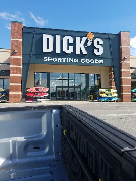 DICK'S Sporting Goods Picture 9