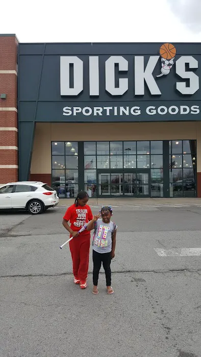 DICK'S Sporting Goods Picture 11